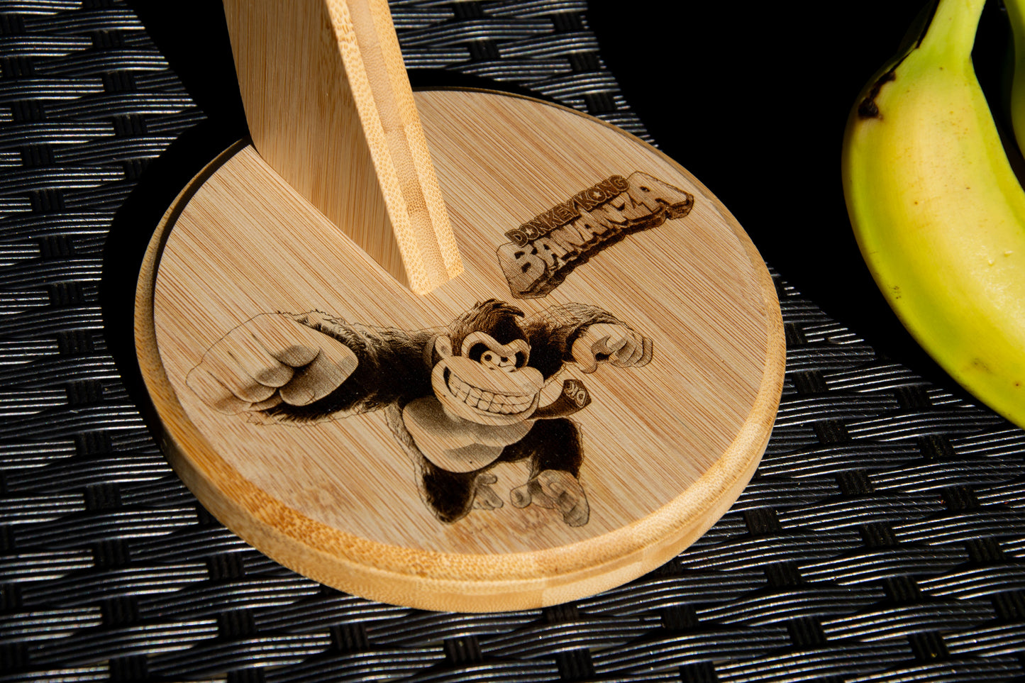 Donkey Kong Bananza inspired - Banana Tree Holder (wired controller stand)