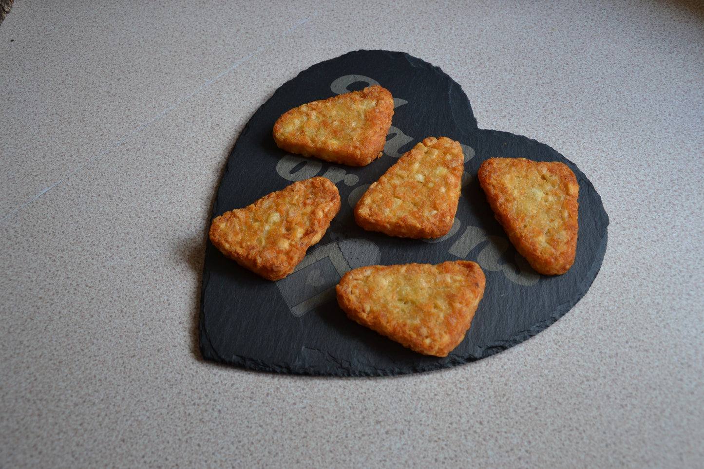 Hash Browns - Hanging Slate Heart Sign (24cm) // Chic House Decor Housewarming Restaurant White Girl Alternative Funny Meme Quirky Kitsch (Copy)