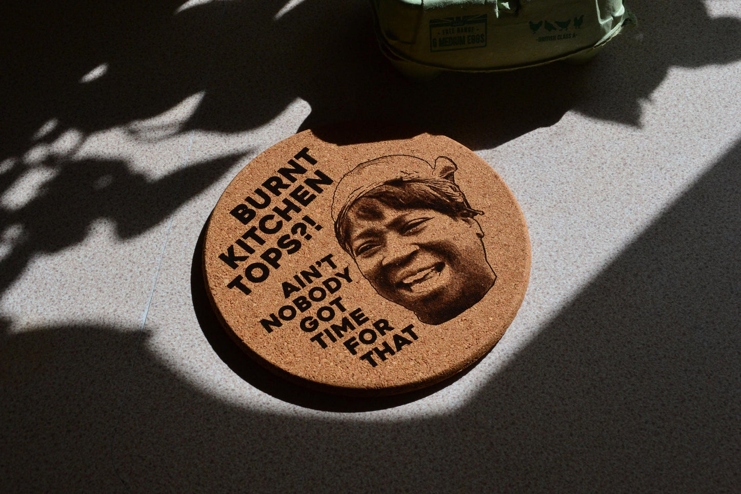 Ain't nobody got time for that - Cork heat protector pot stand 18cm // Kitchenware viral news meme Kimberly Wilkins kitchen top heatproof
