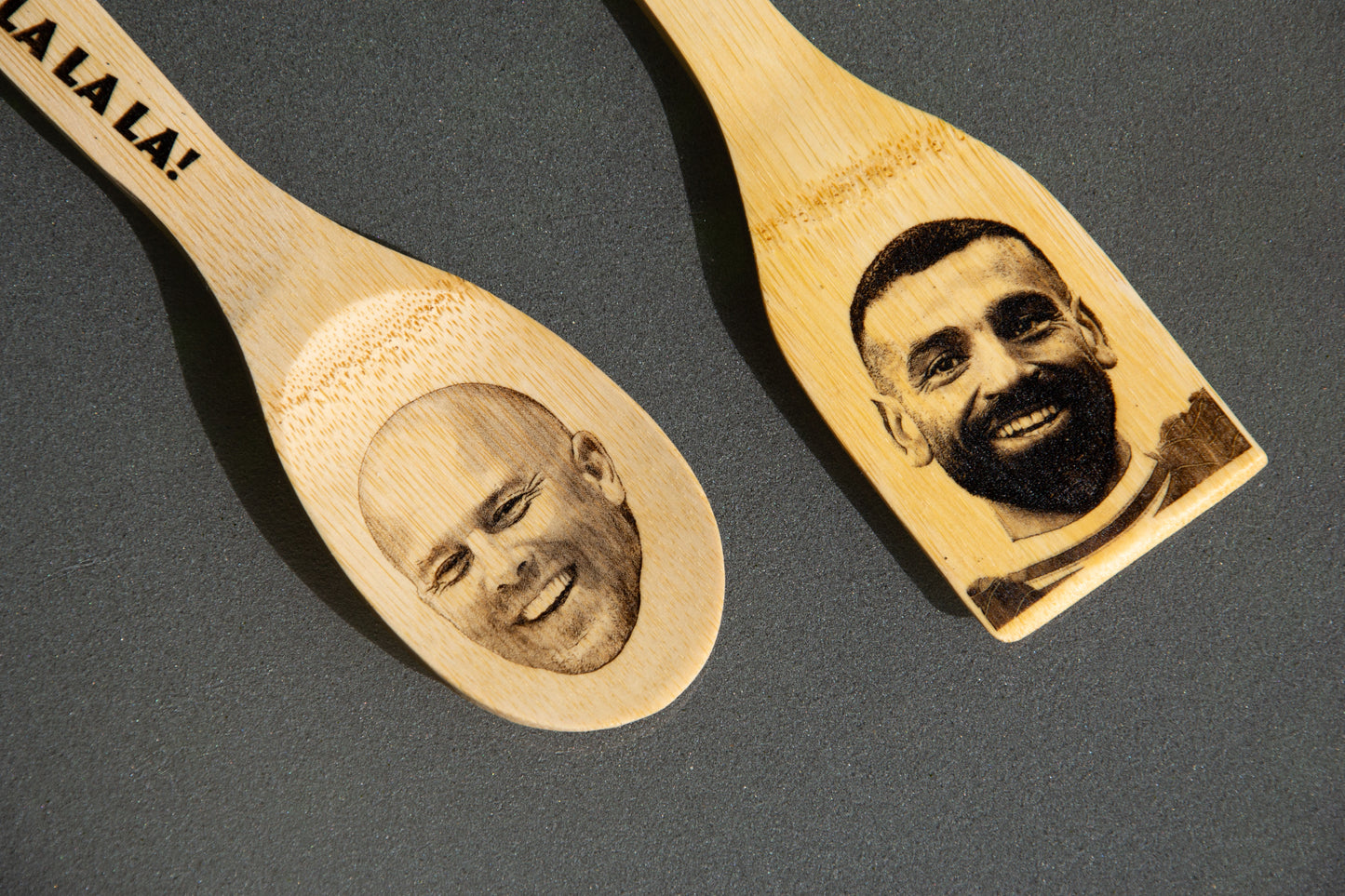 Mo Salah Kitchen Spatula - Running Down the Wing / Double sided laser engraving - Liverpool Football Father's Day LFC Fan Gift Egyptian King