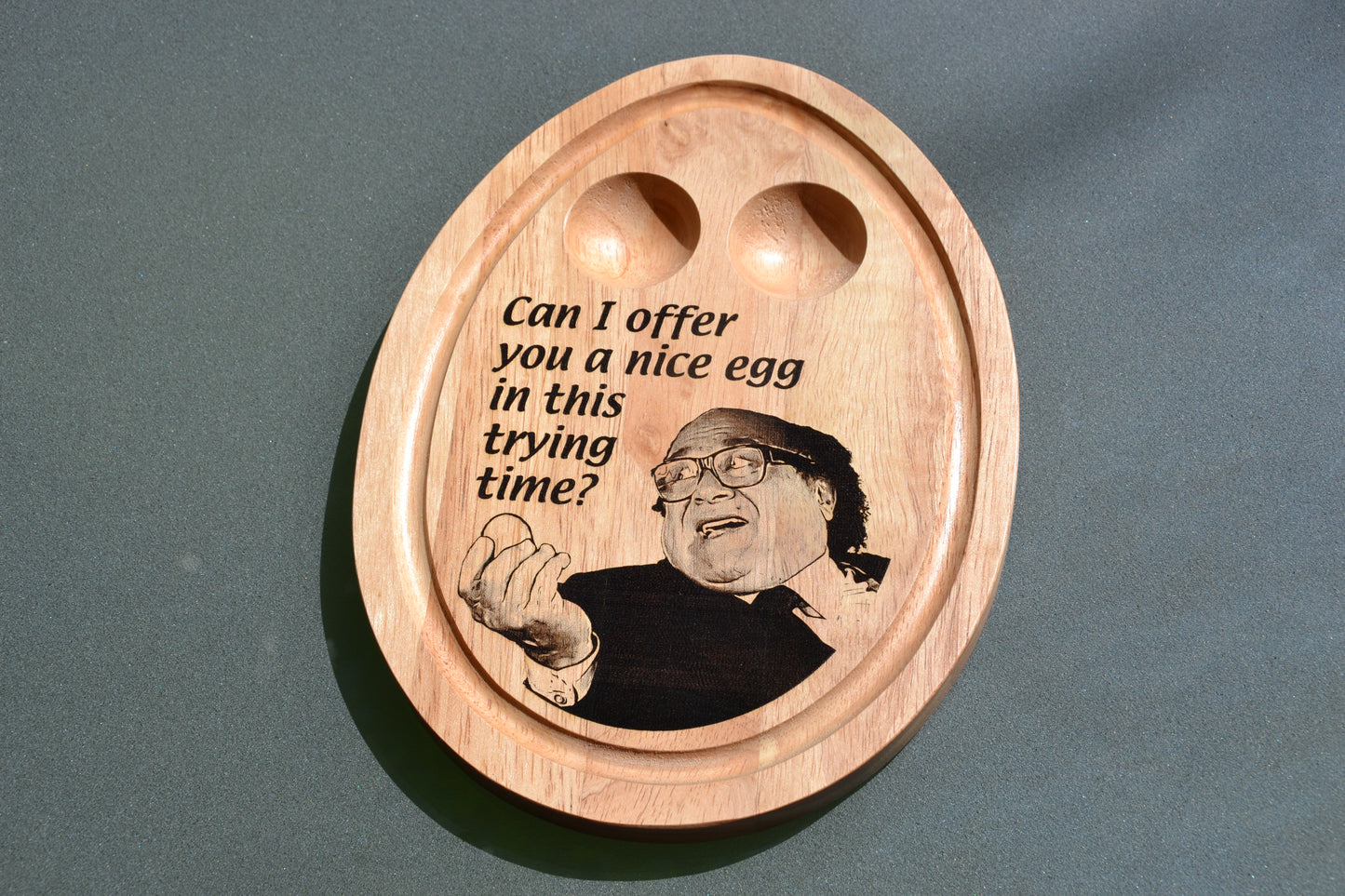 Frank Reynolds Egg Serving Board // Can I offer you an egg in this trying time? Always Sunny in Philadelphia Breakfaster Platter Bamboo