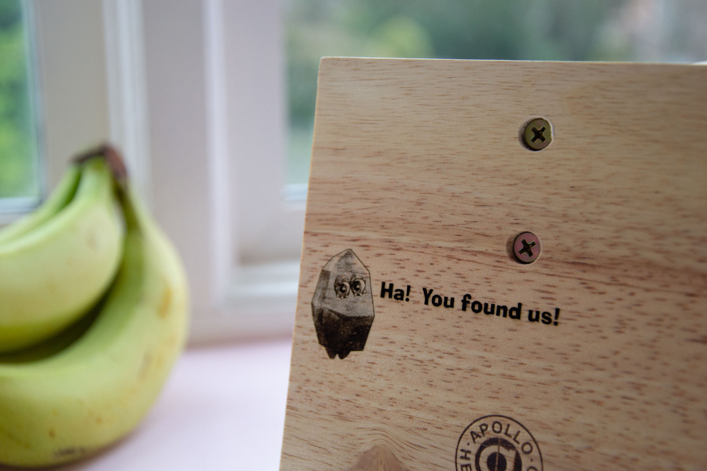 Donkey Kong Bananza inspired - Banana Tree Holder (wired controller stand)