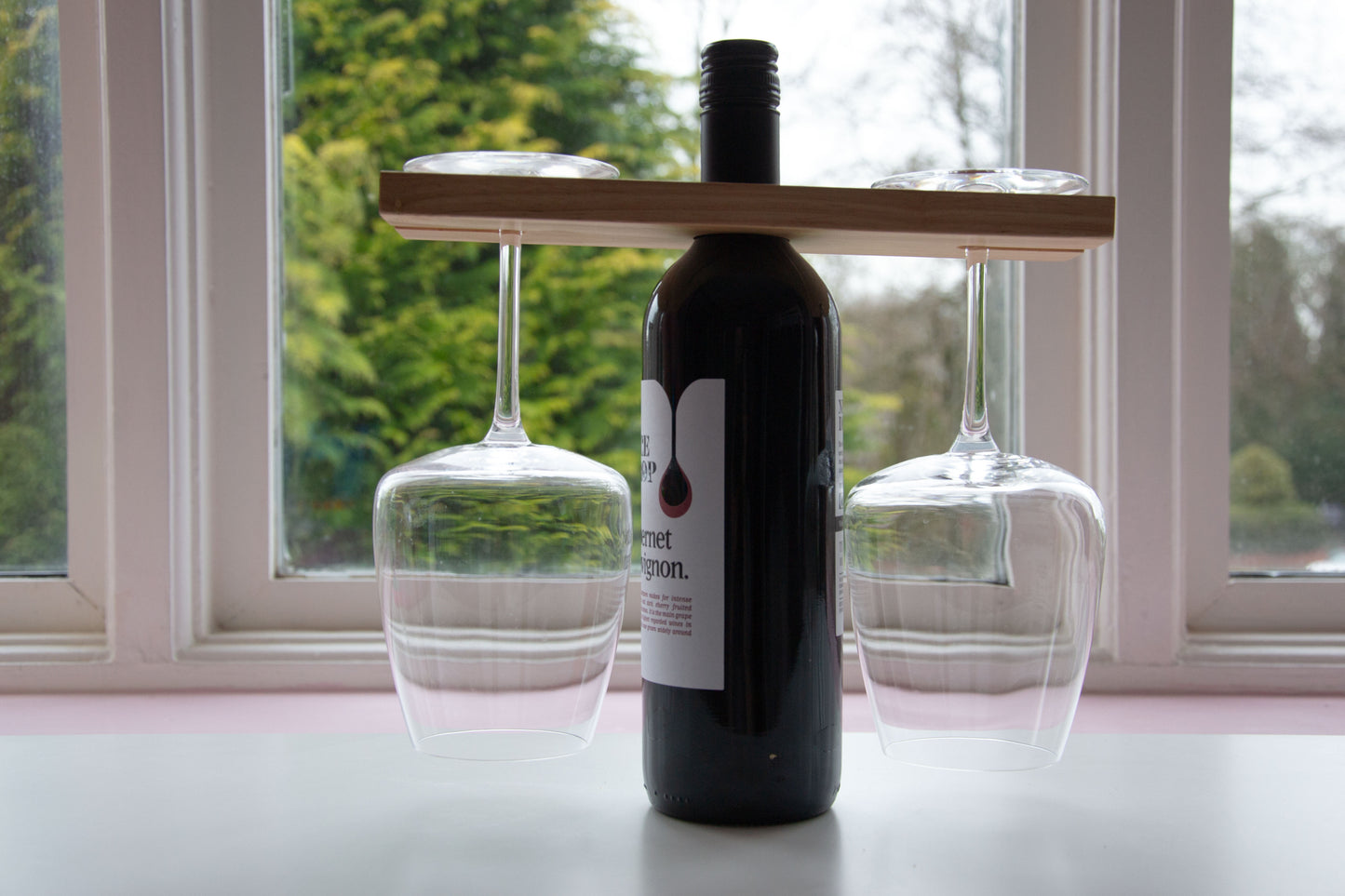 Hannibal Lecter inspired Wine Glass Holder // Anthony Hopkins Silence of the Lambs Movie Vin Fans.