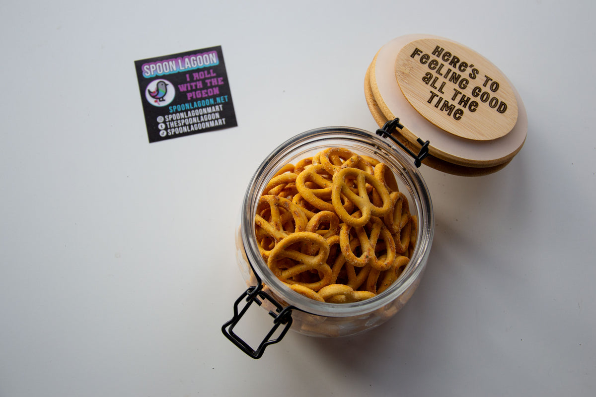 These pretzels are making me thirsty - Cosmo Kramer inspired Glass Food Jar // Perfect for Snacks!