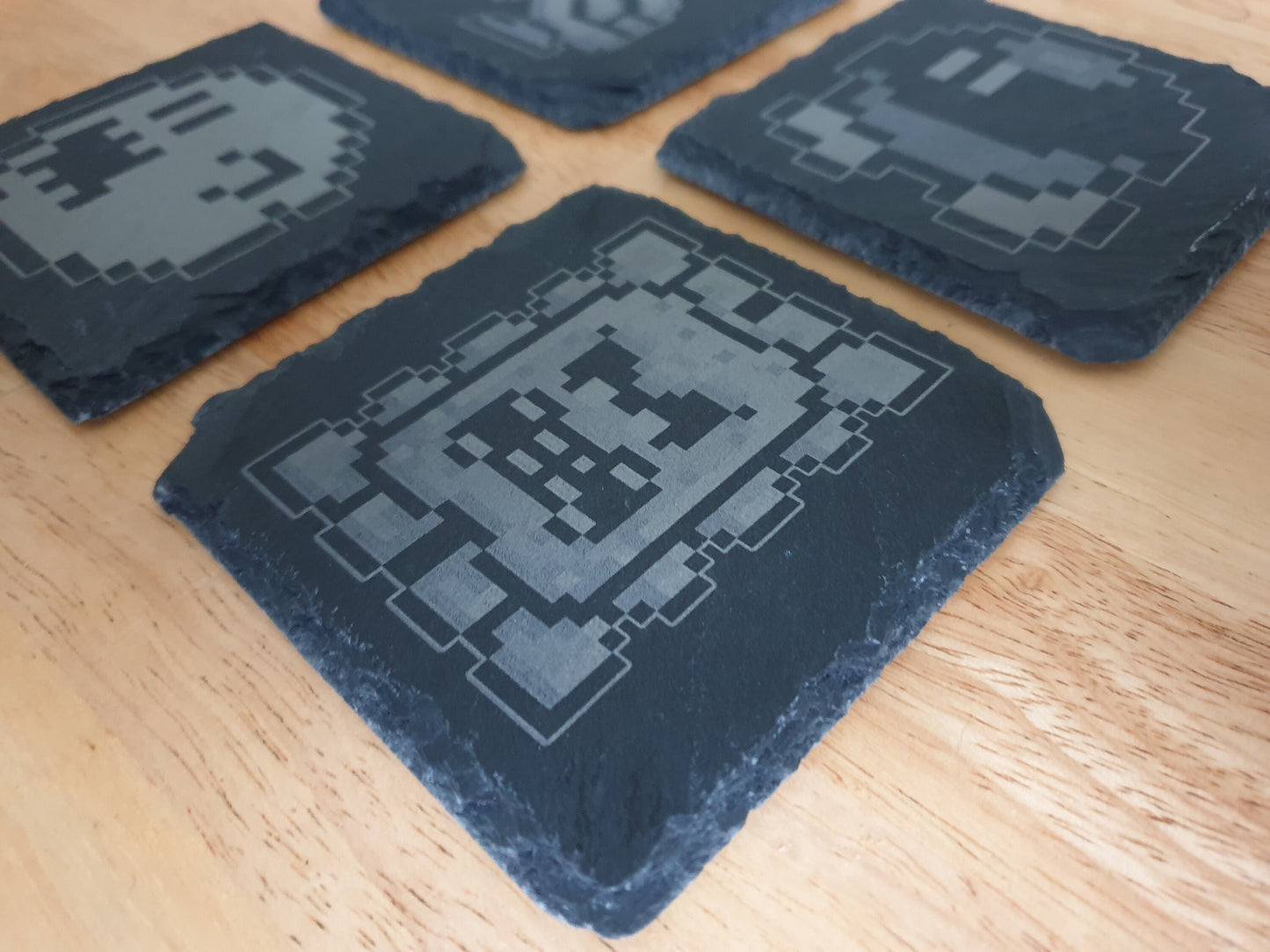 Super Mario World - Enemies Coaster Set (4) - Thwomp, Dry Bones, Boo, Bob-Omb - Nintendo Retro Gamer Gifts