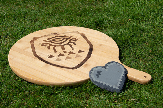 Zelda Tears of the Kingdom Old Wooden Shield inspired 15" High Quality Bamboo Pizza Serving Board // Double Sided - TOTK Link