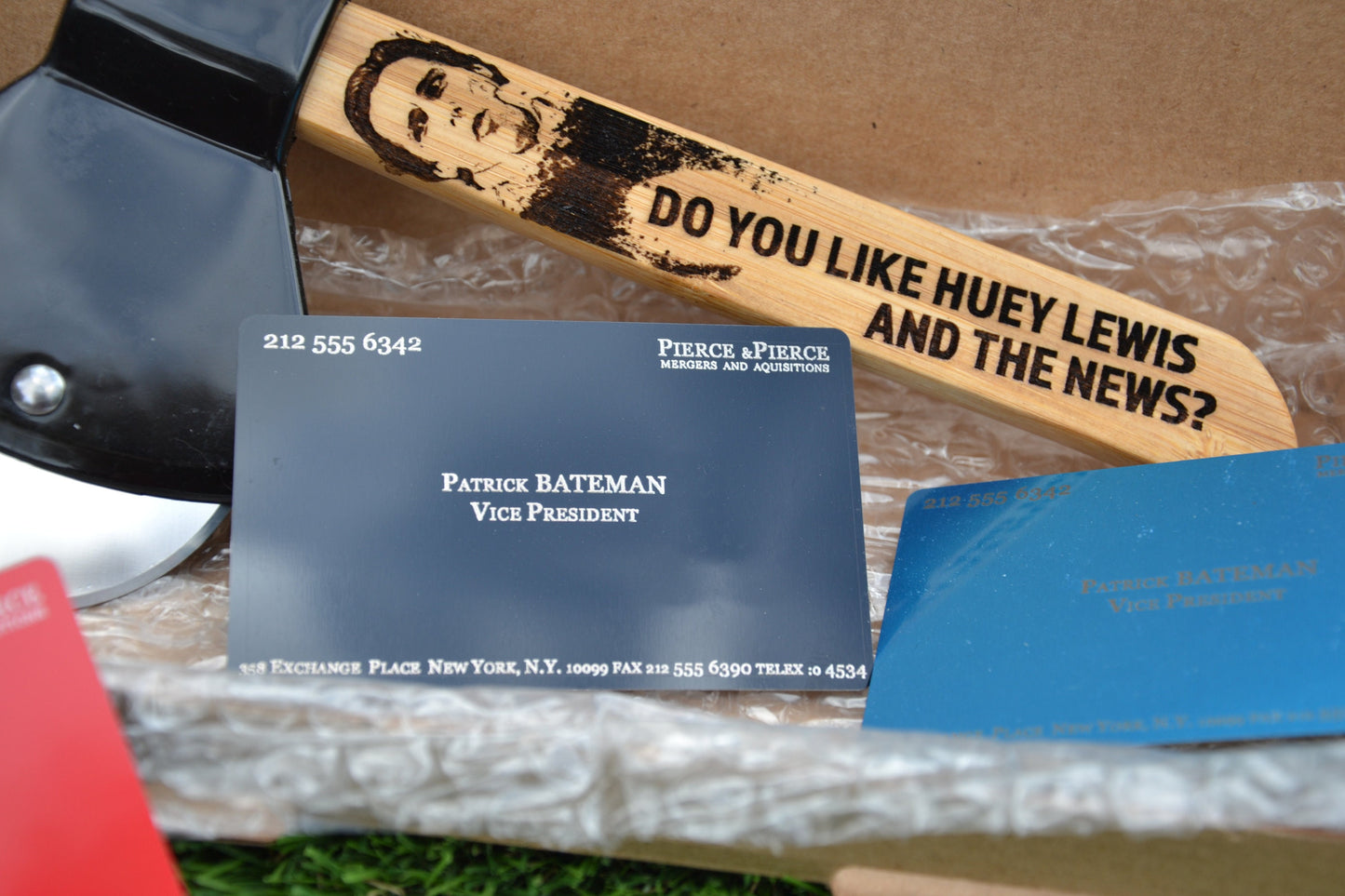 American Psycho Pizza Cutter Axe - Patrick Bateman - Horror Cinema Kitchenware - Do You Like Huey Lewis & The News?