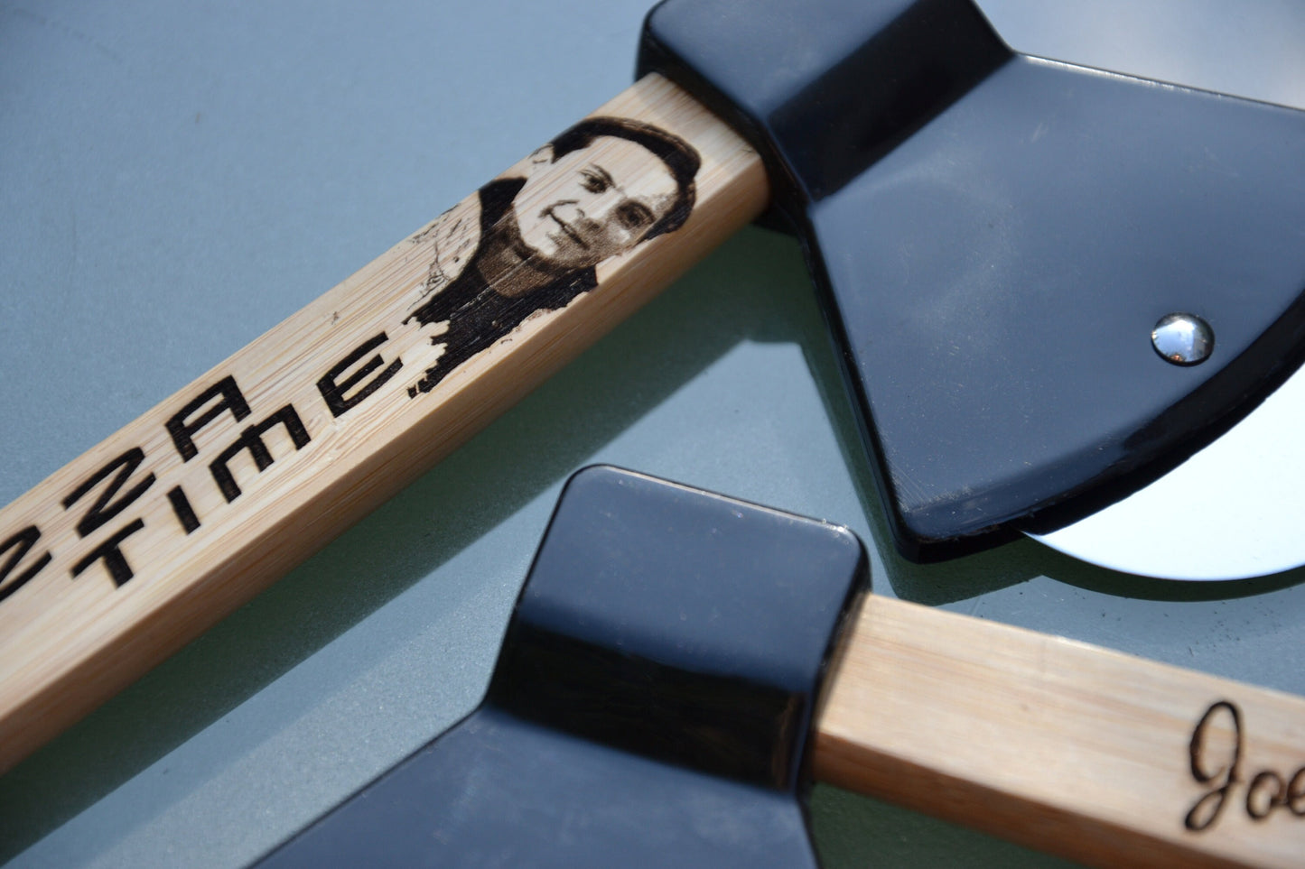 Pizza Time - Tobey Maguire Pizza Cutter Axe - RaimiMemes Cinema Kitchenware Meme -  Personalise It Customisable Bully Maguire Joe's Pizza