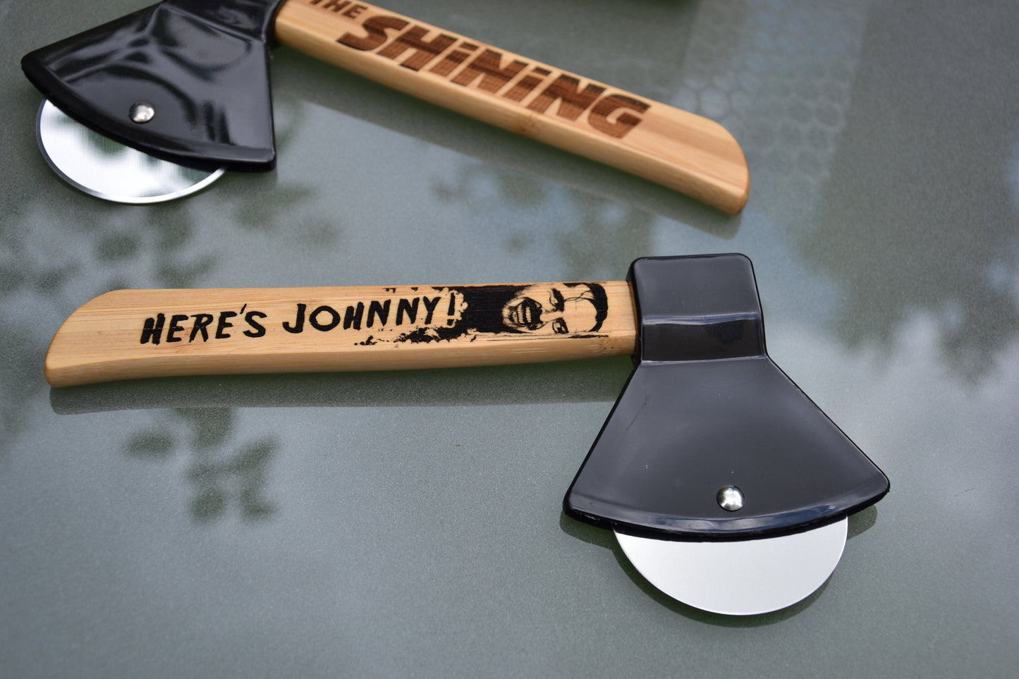 The Shining inspired Pizza Cutter // Here's Johnny - Jack Torrance - Stanley Kubrick - Horror Cinema Kitchenware Axe