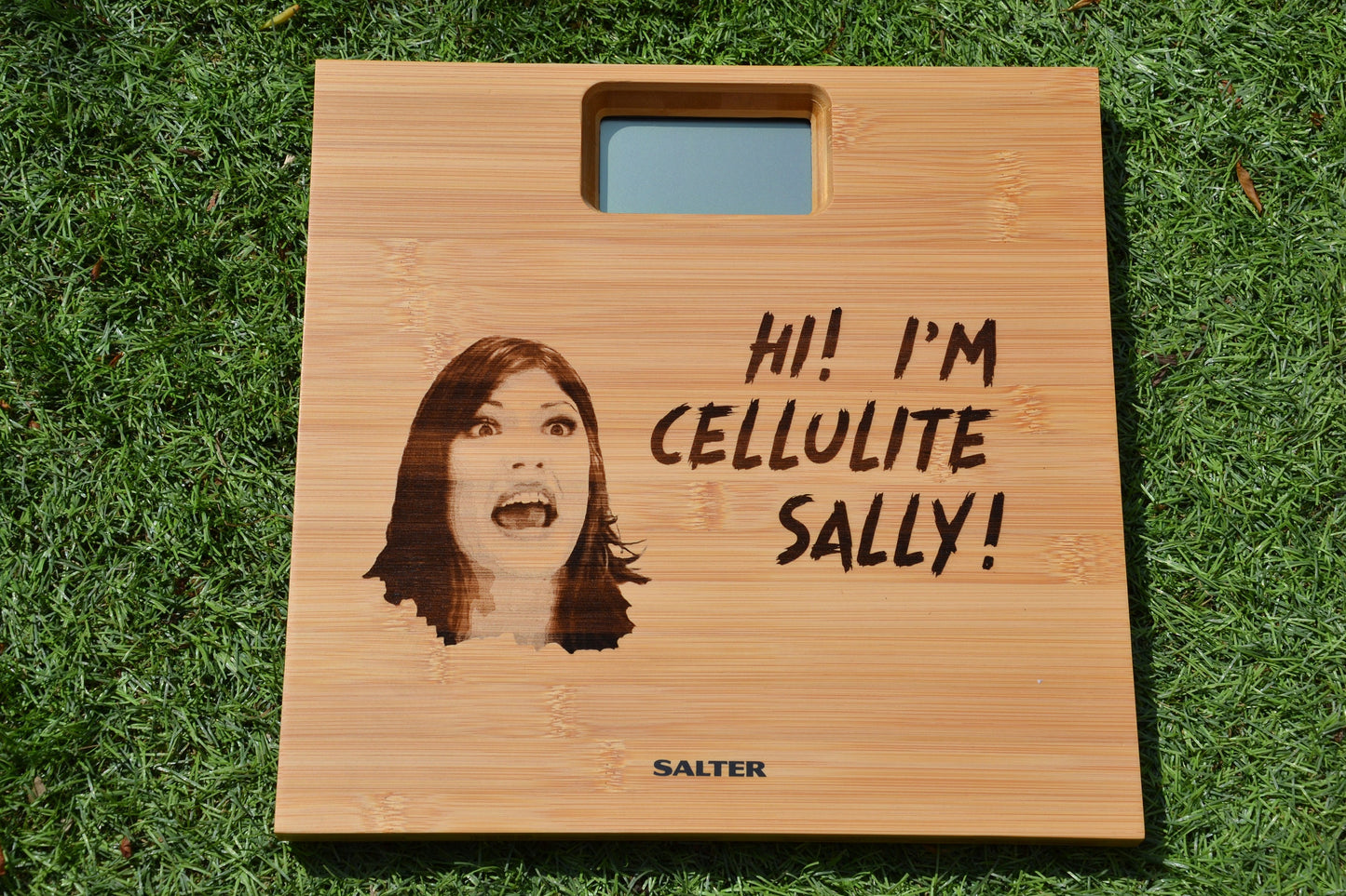 White Chicks inspired Bathroom Scales - "Hi I'm Cellulite Sally" // Wayans Brothers Cult Movie Funny Meme Gift Weightloss Self-depricating